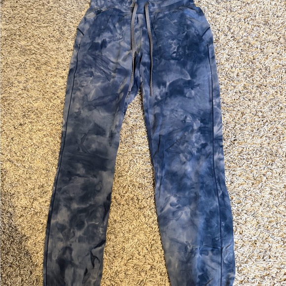 lululemon athletica Pants - Lululemon Tie Dye Joggers Size 2 Blue High Rise Athletic Lounge Pants